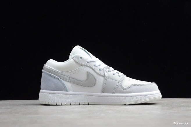 Low Jordan Air “Paris” 1 CV3043-100 0913